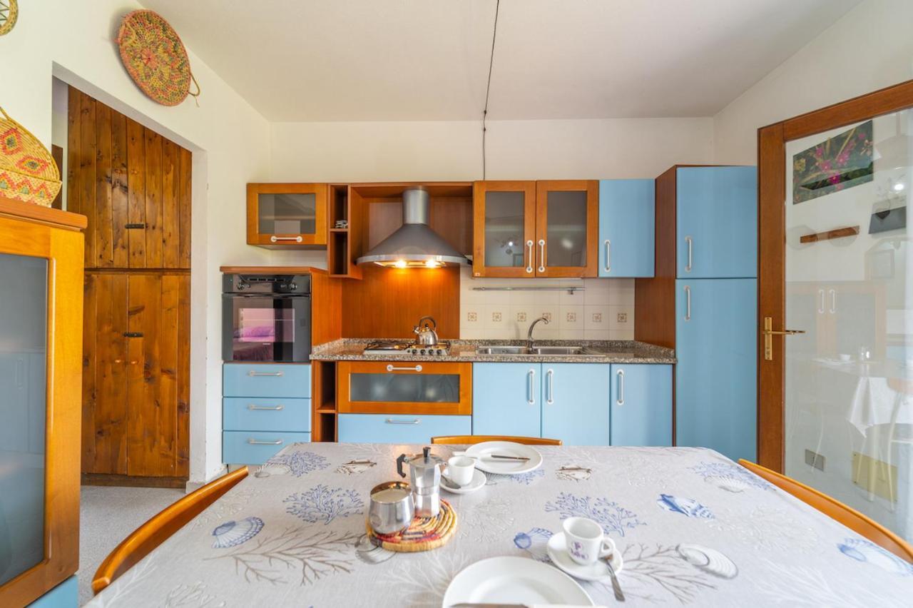 Iss Travel, Villa Fiorita - 800 M From La Cinta Beach San Teodoro  Luaran gambar